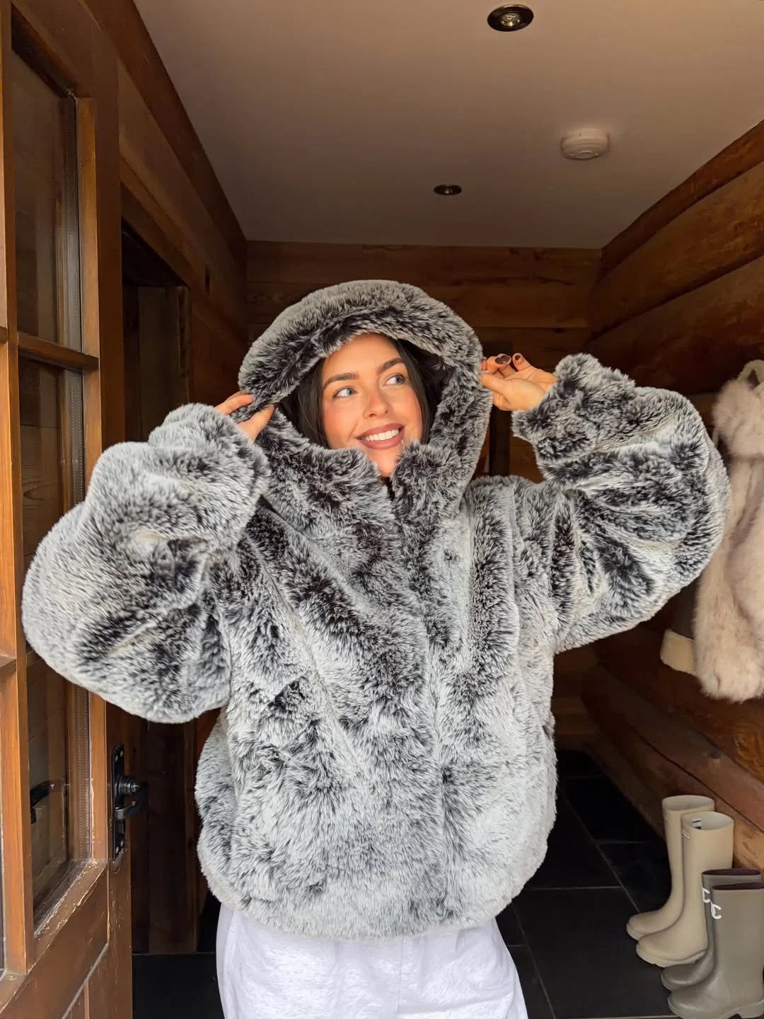 Unisex mikina s kapucí z umělé kožešiny